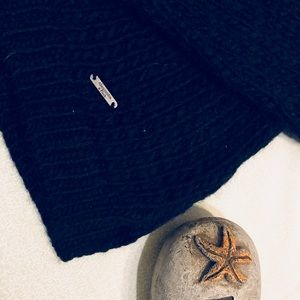 Abercrombie and Fitch Sweater